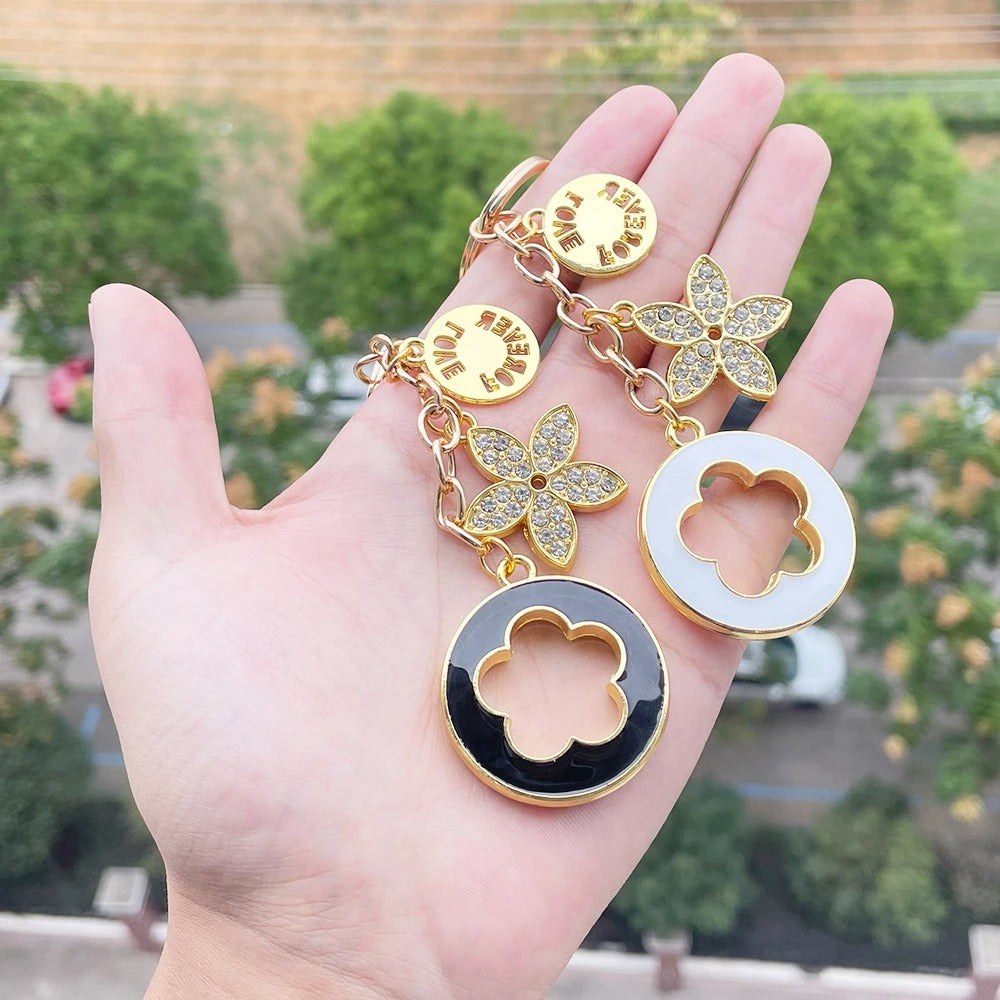 Lucky Flower Charm✨
