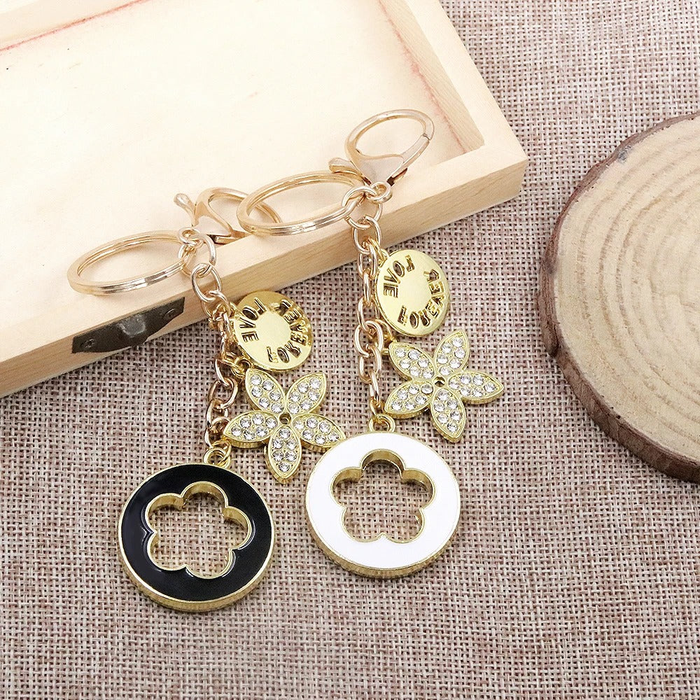 Lucky Flower Charm✨