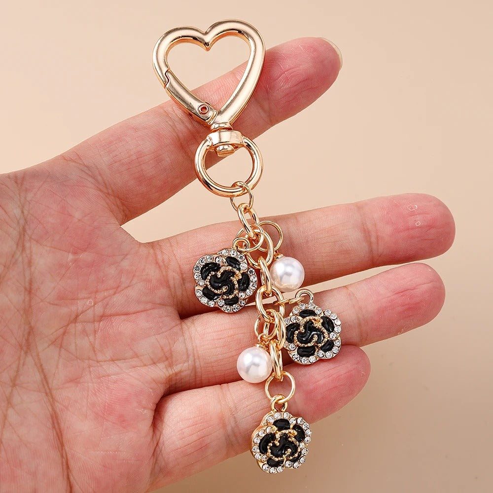 Pearl Rose Charm🌹