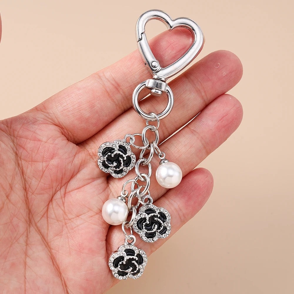 Pearl Rose Charm🌹